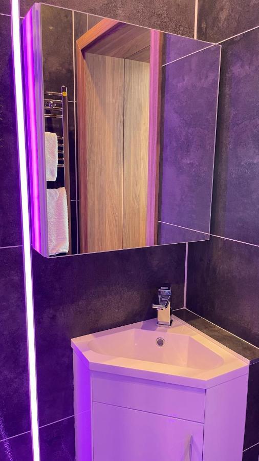 #5 Tgha Luxury One Bedroom Apartment In Athlone Eksteriør bilde