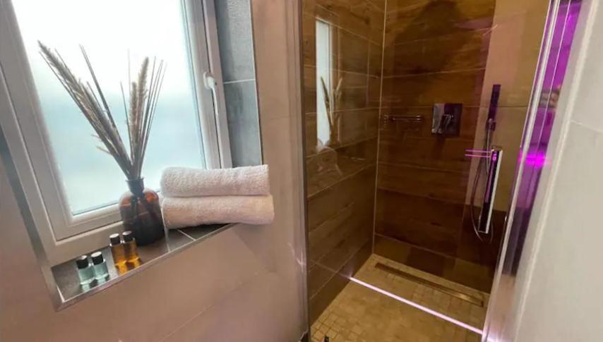 #5 Tgha Luxury One Bedroom Apartment In Athlone Eksteriør bilde